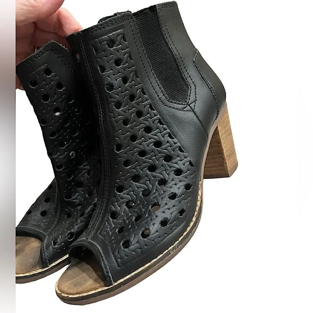 TOMS Majorca Peep Toe Bootie Basketweave Leather Women's 6.5 Black